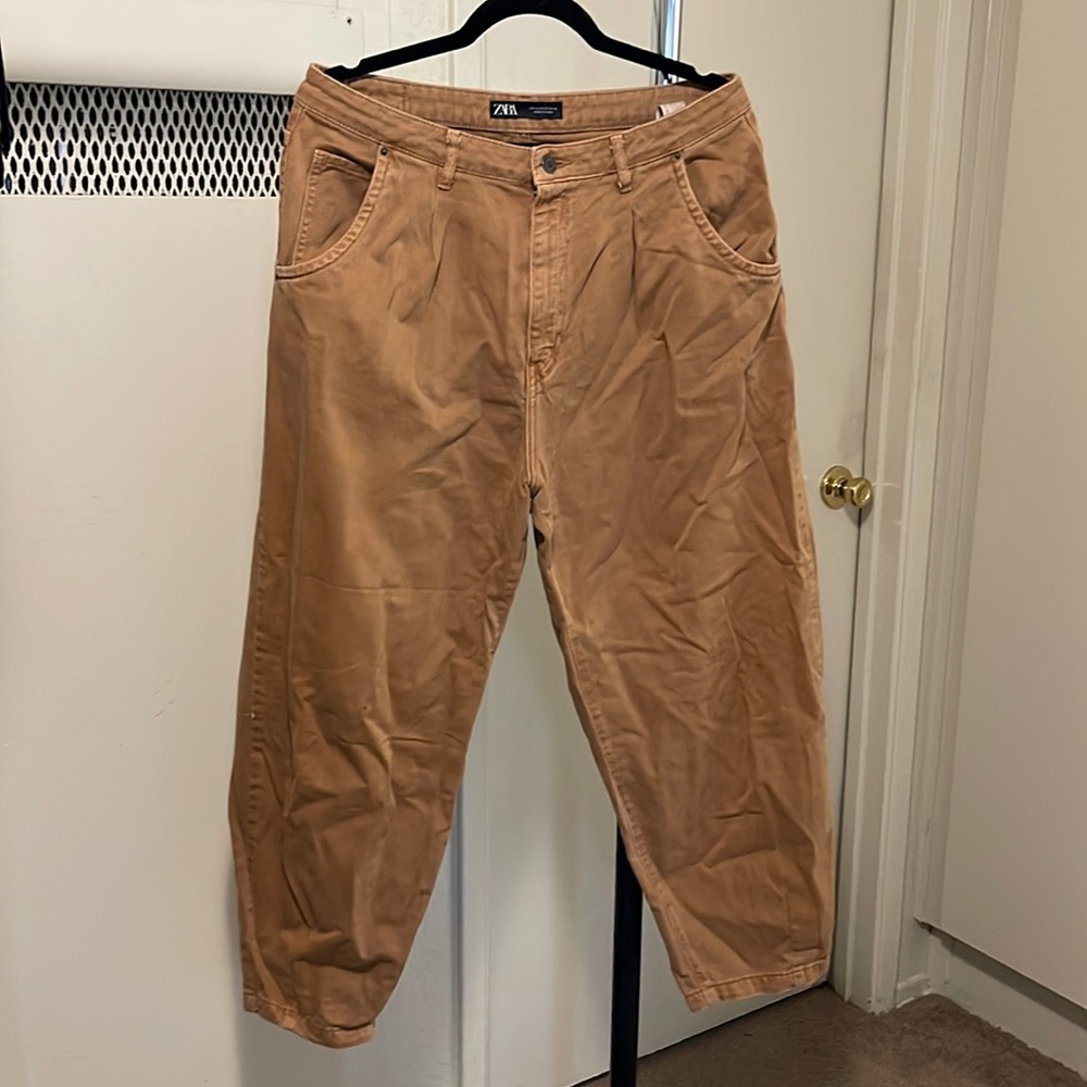 balloon pants